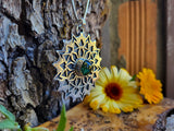 Pendentif mandala / tourmaline verte