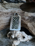 Pendentif jade nephrite/ feuillage