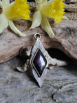 Pendentif purpurite