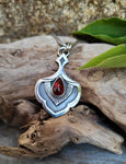 Pendentif grenat