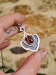 Pendentif grenat