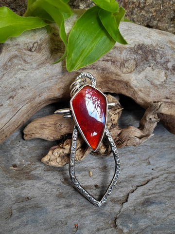 Pendentif grenat