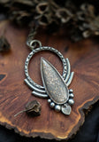 Pendentif rainbow sunstone lattice