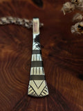 Pendentif d'Ébène et d'Argent
