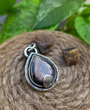 Pendentif pierre de lune noire