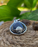 Pendentif pierre de lune noire