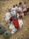 Pendentif corail rouge et cauris
