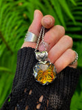 Pendentif mandala/ambre