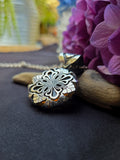 Pendentif mandala/ambre