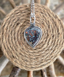 Pendentif calcedoine cuprifere double face