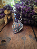Pendentif calcedoine cuprifere double face