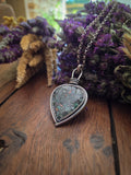 Pendentif calcedoine cuprifere double face