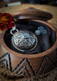 Pendentif mandala/ cyanite