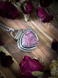 Pendentif roselite