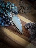 Pendentif opale blanche/ mandala