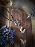 Pendentif petite molaire de renard