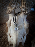 Pendentif dent de chevreuil